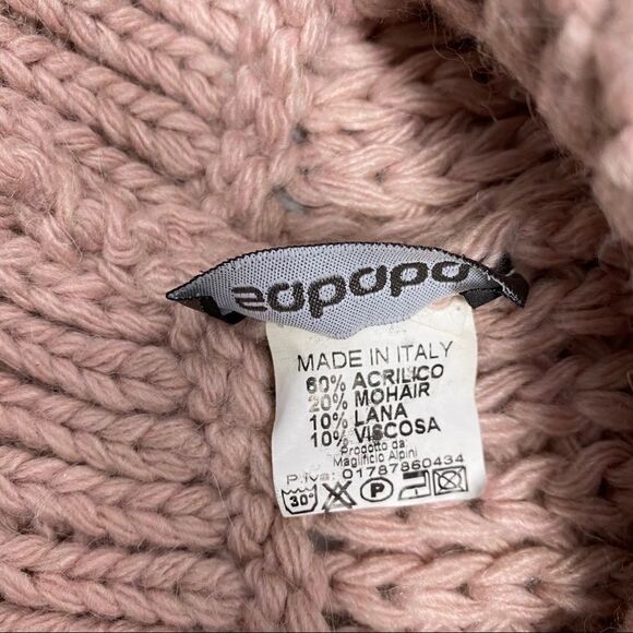 Pale pink slouch beanie hat - Picture 4 of 6